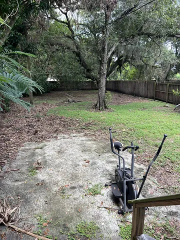 37 122 Backyard from Back Door
