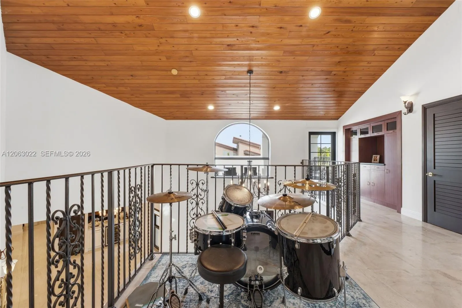 Property photo 12