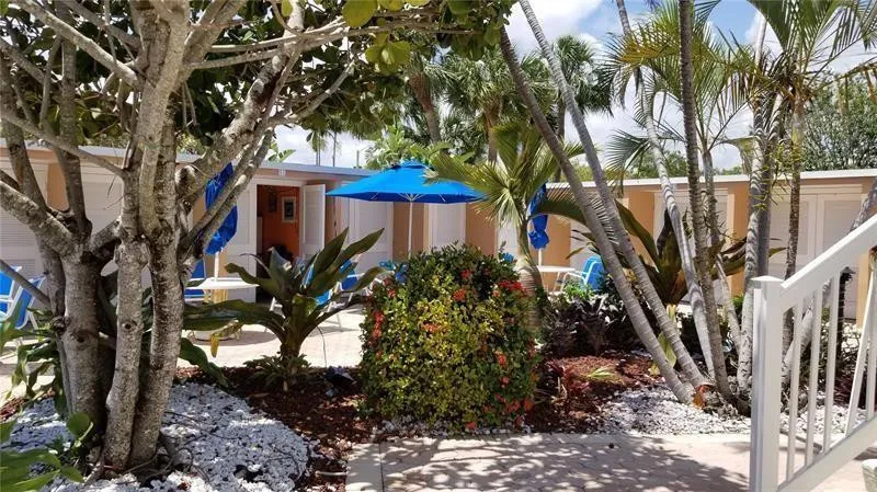 RENTAL CABANAS