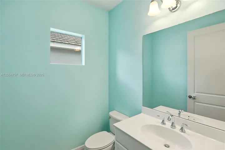 Photo 35
