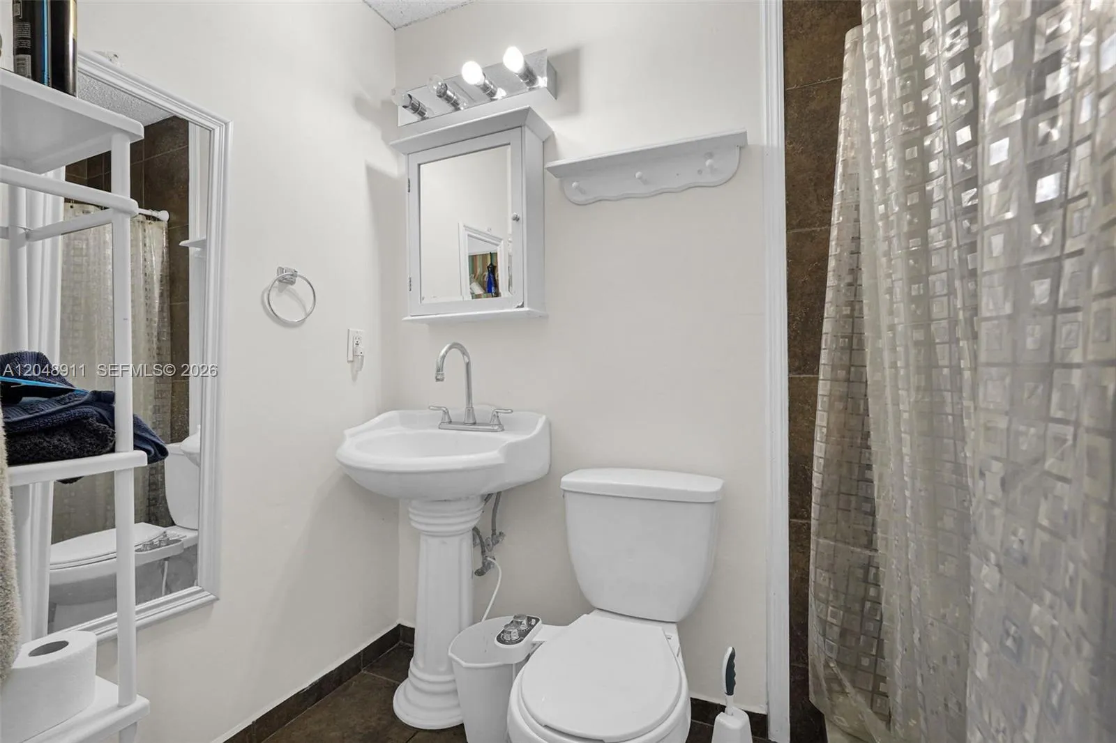 Property photo 50