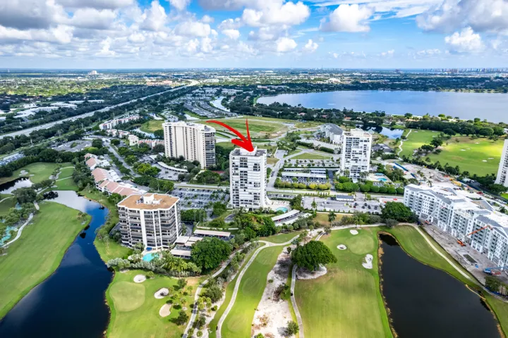 035-2425PresidentialWay-WestPalmBeach-FL