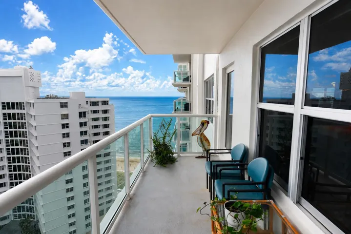 002-001-Balcony-1500x1000