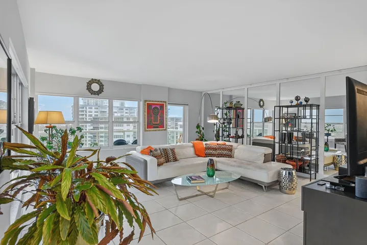 013-012-3550 Galt Ocean Dr-1499x1000