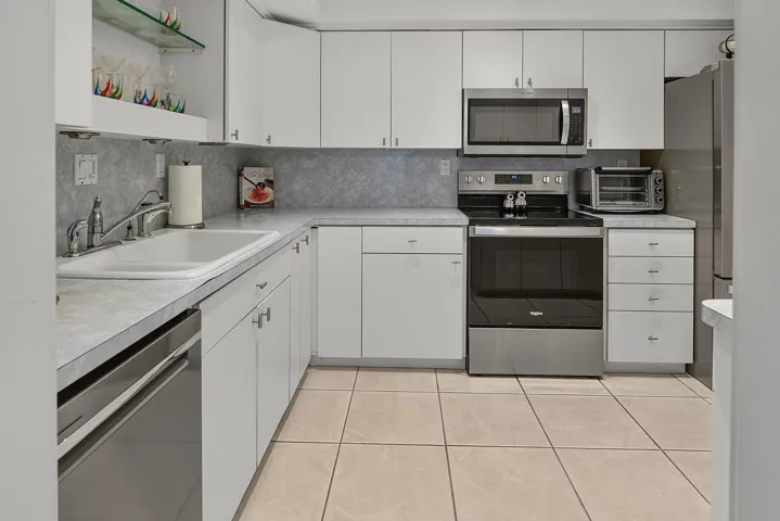 017-015-3550 Galt Ocean Dr-1499x1000