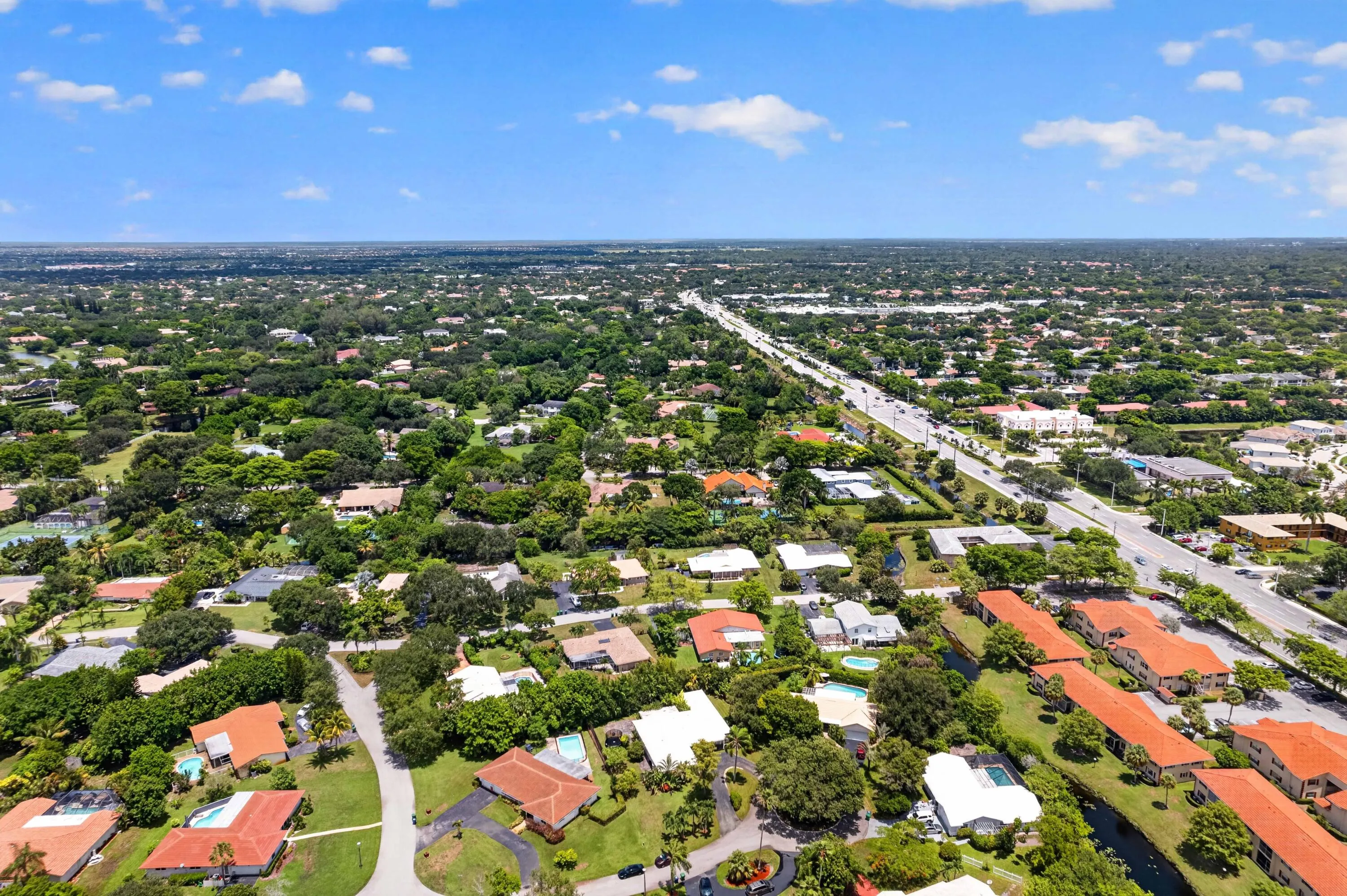 9404 NW 37th Ct _058