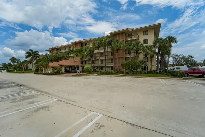 2601 Marina way o-16