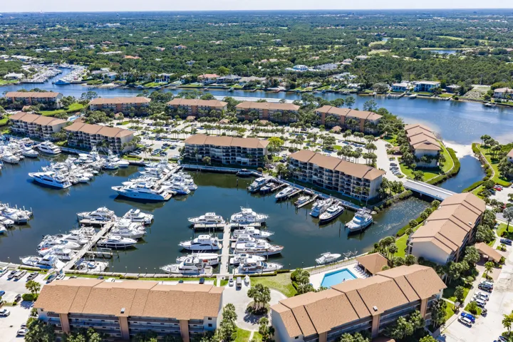 Marina Isles on Bluffs comunities_17