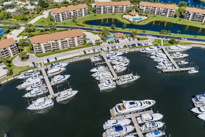 Marina Isles on Bluffs comunities_18