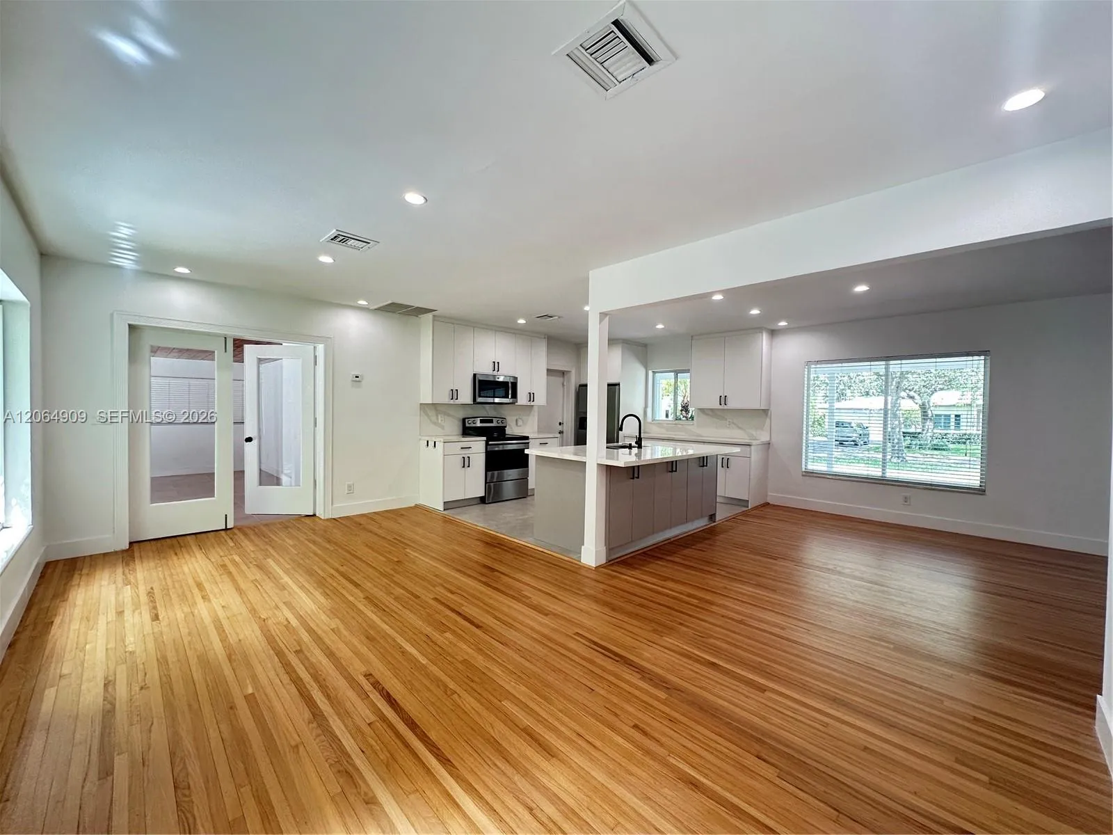 Property photo 44