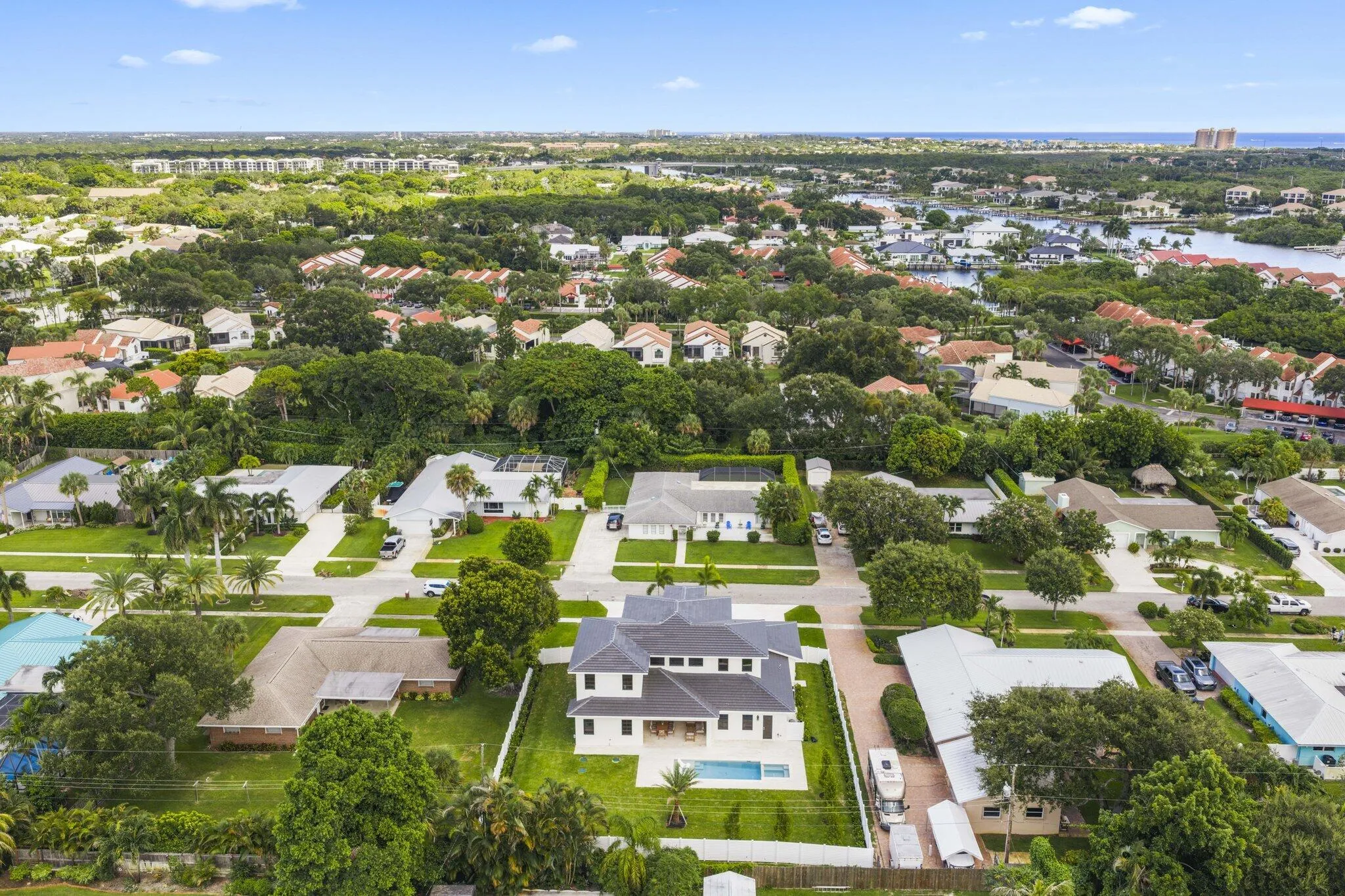 2384 Windsor Rd Palm Beach Gardens - 82.