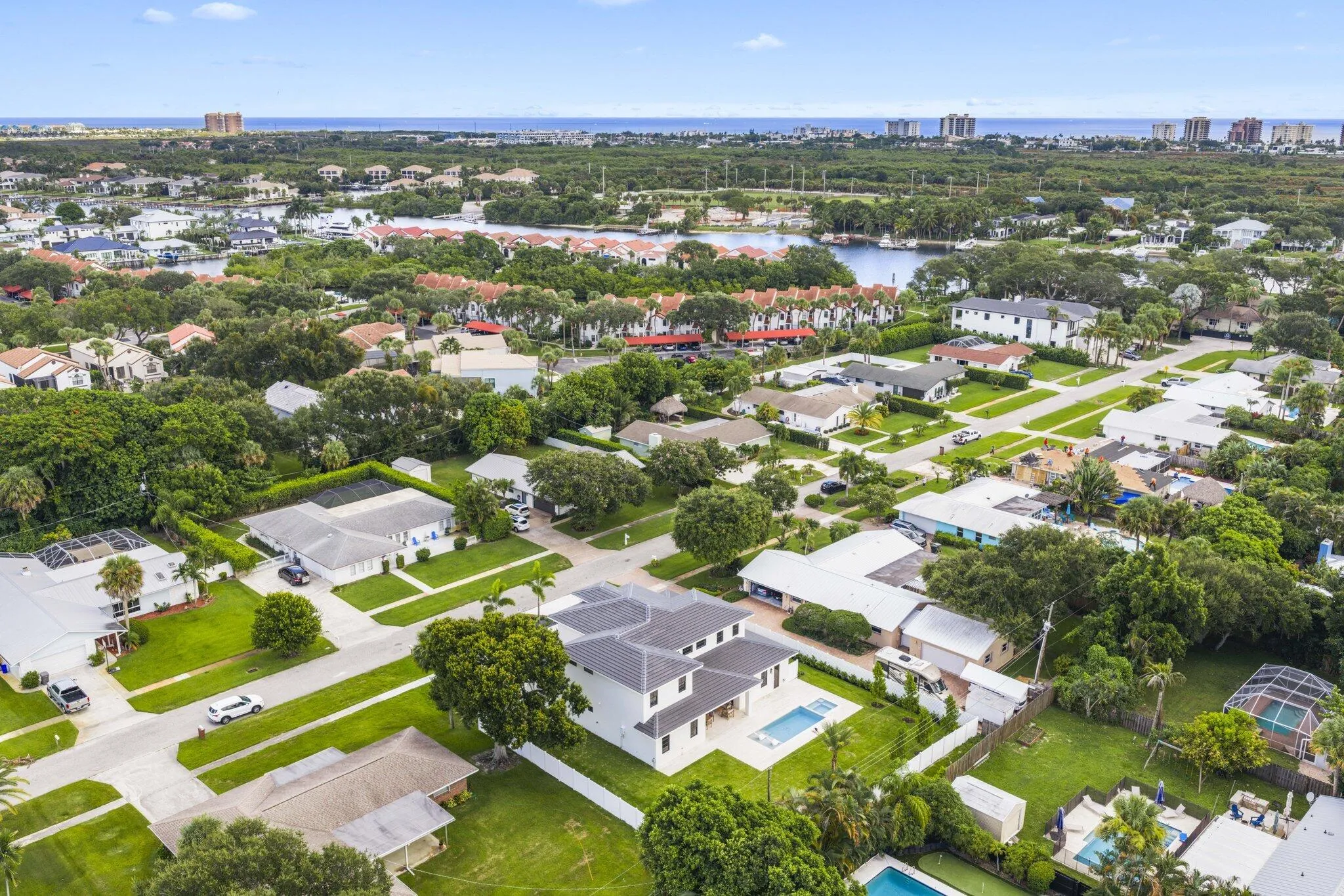 2384 Windsor Rd Palm Beach Gardens - 81.