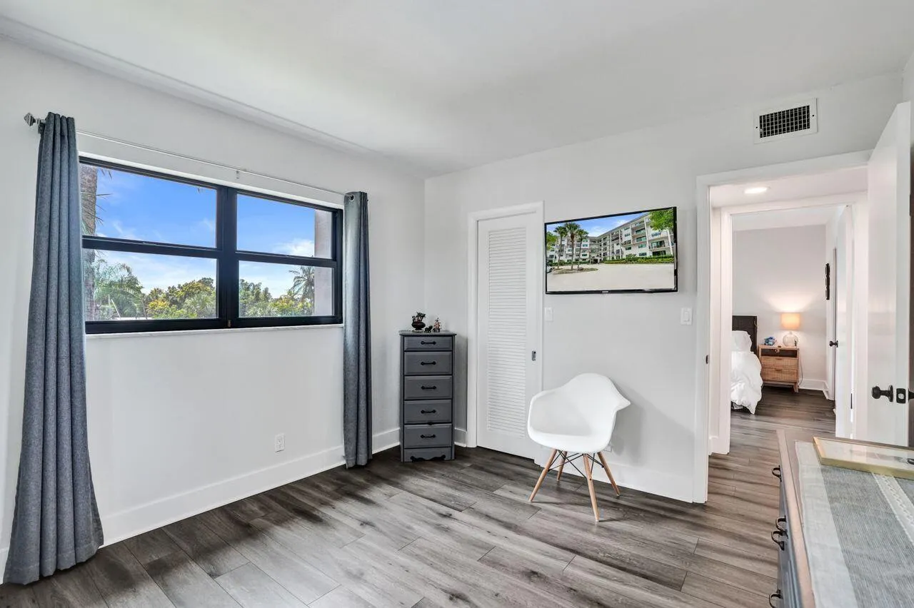 2nd Bedroom