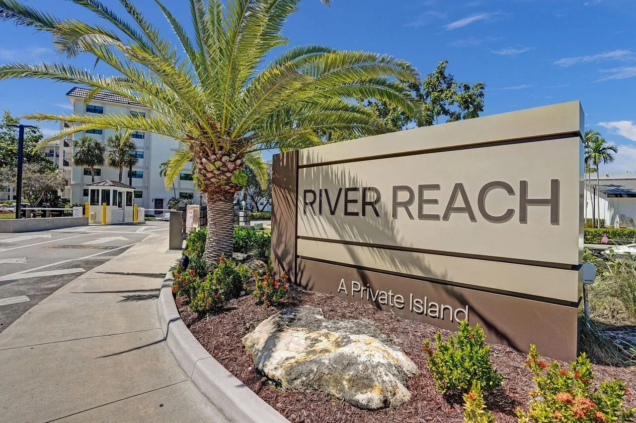 River Reach Entrance