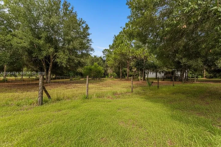 450 Wildwood Ave, Clewiston FL 33440