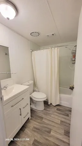 450 Wildwood Ave, Clewiston FL 33440
