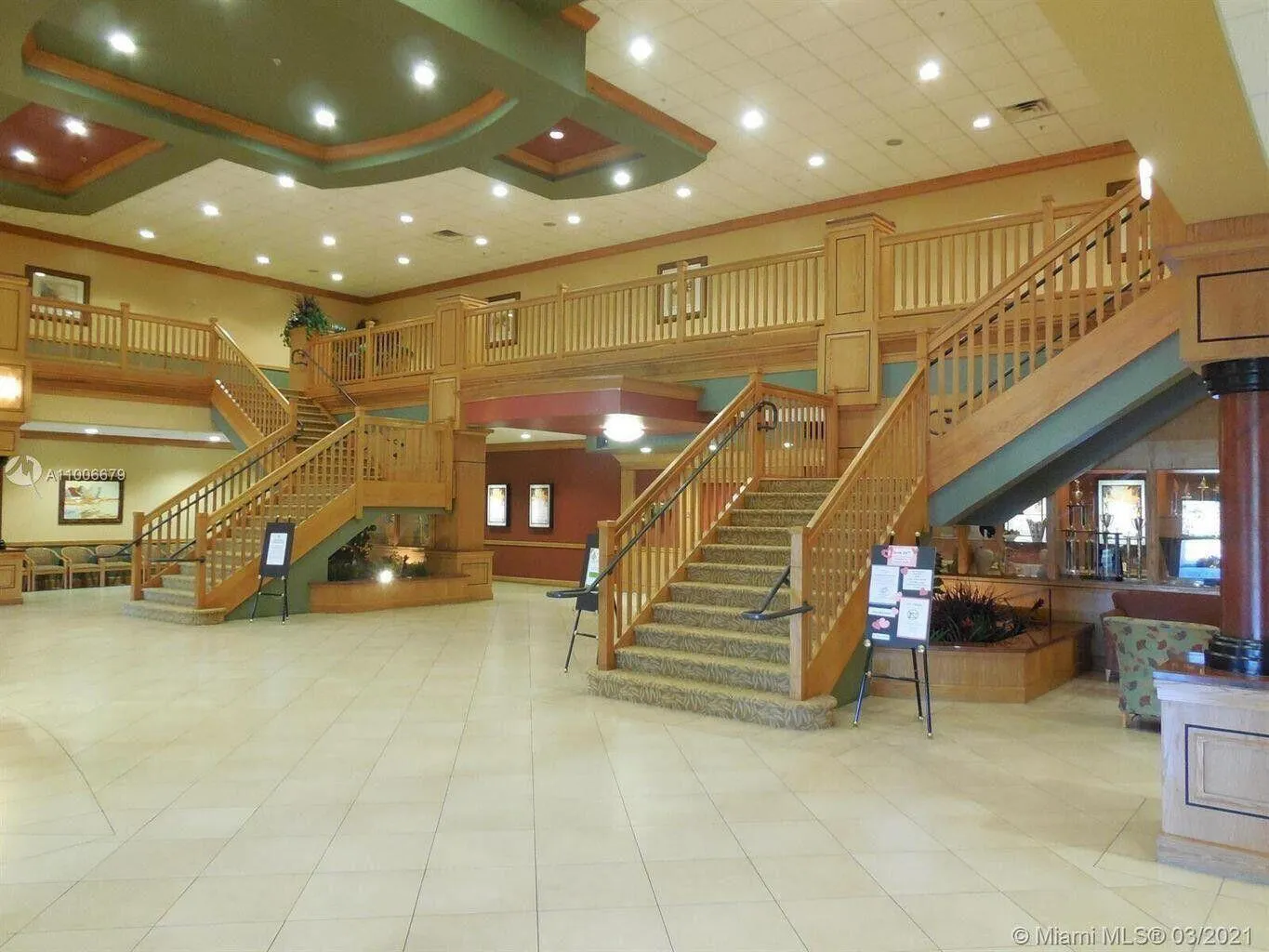 INSIDE CLUBHOUSE