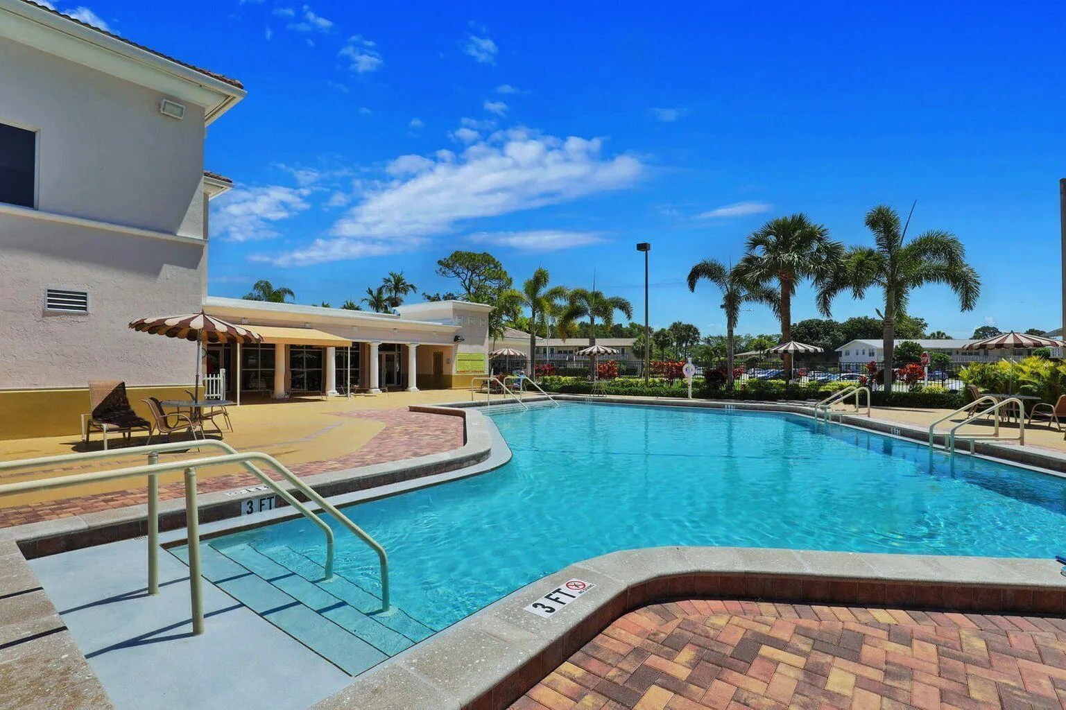 HASTING POOL