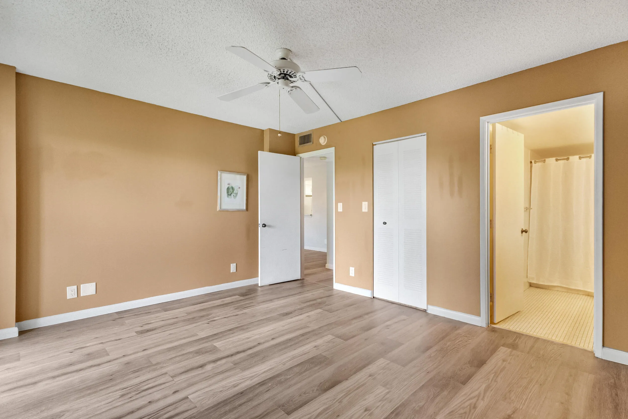 accutour_01 2209-s-cypress-bend-dr-unit-