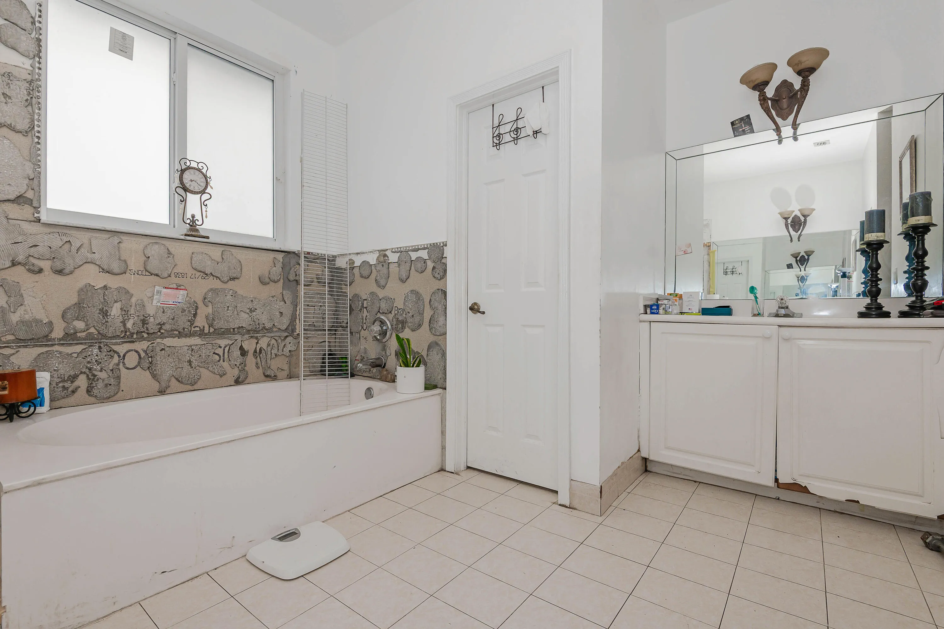 Large Master Bathroom
