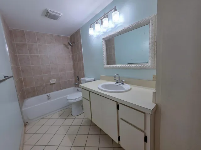 Secondary bathroom