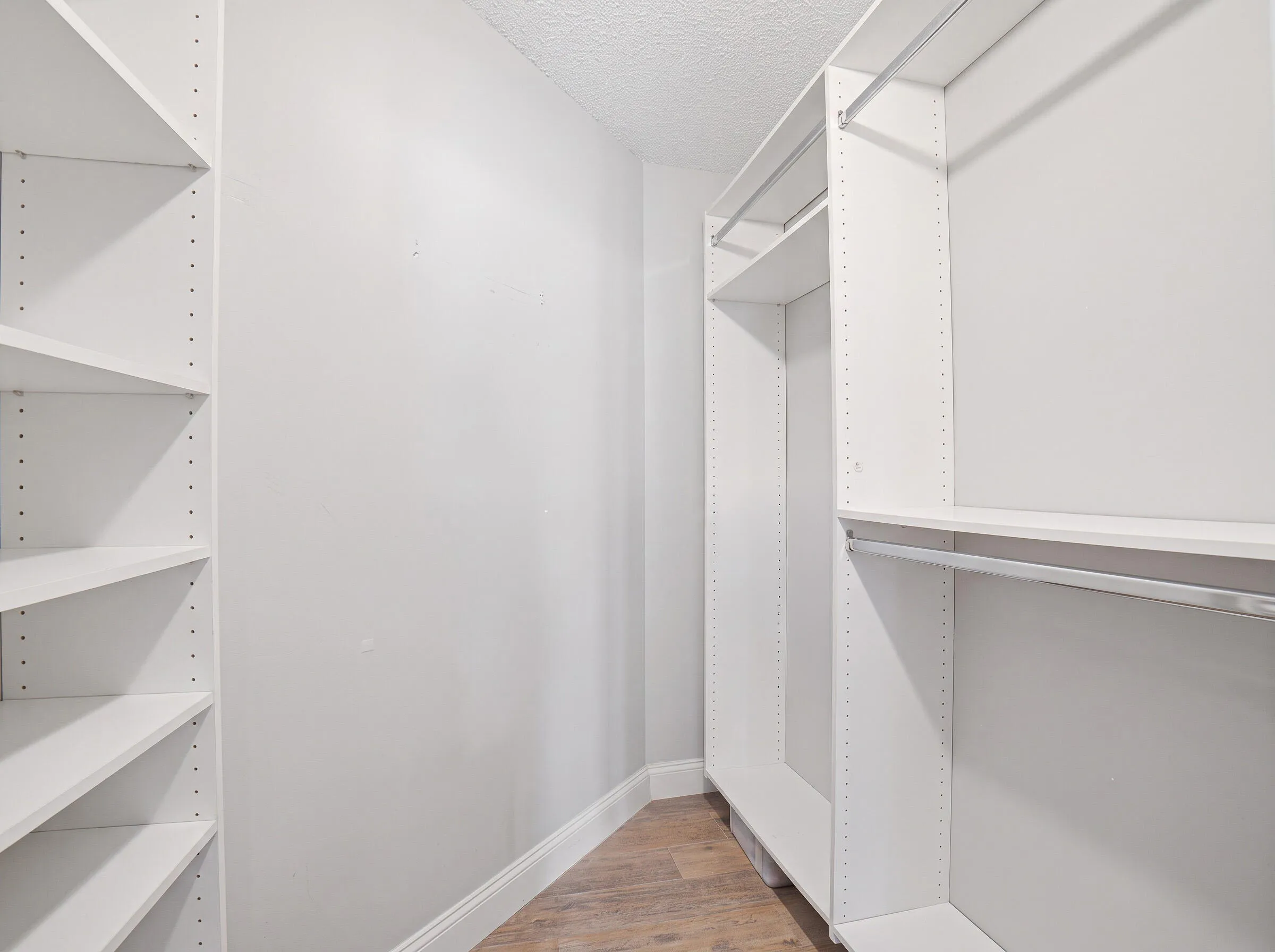 Secondary Bedroom Closet