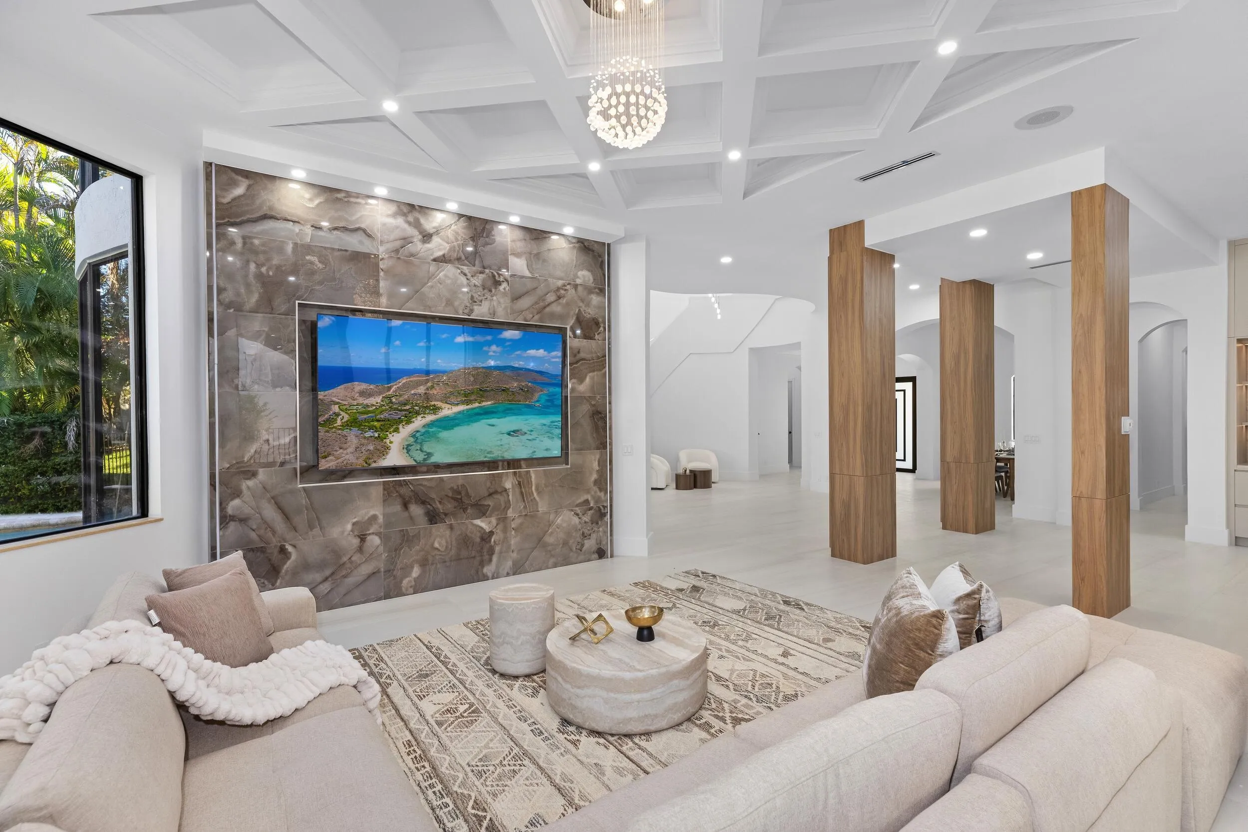Living Area 84