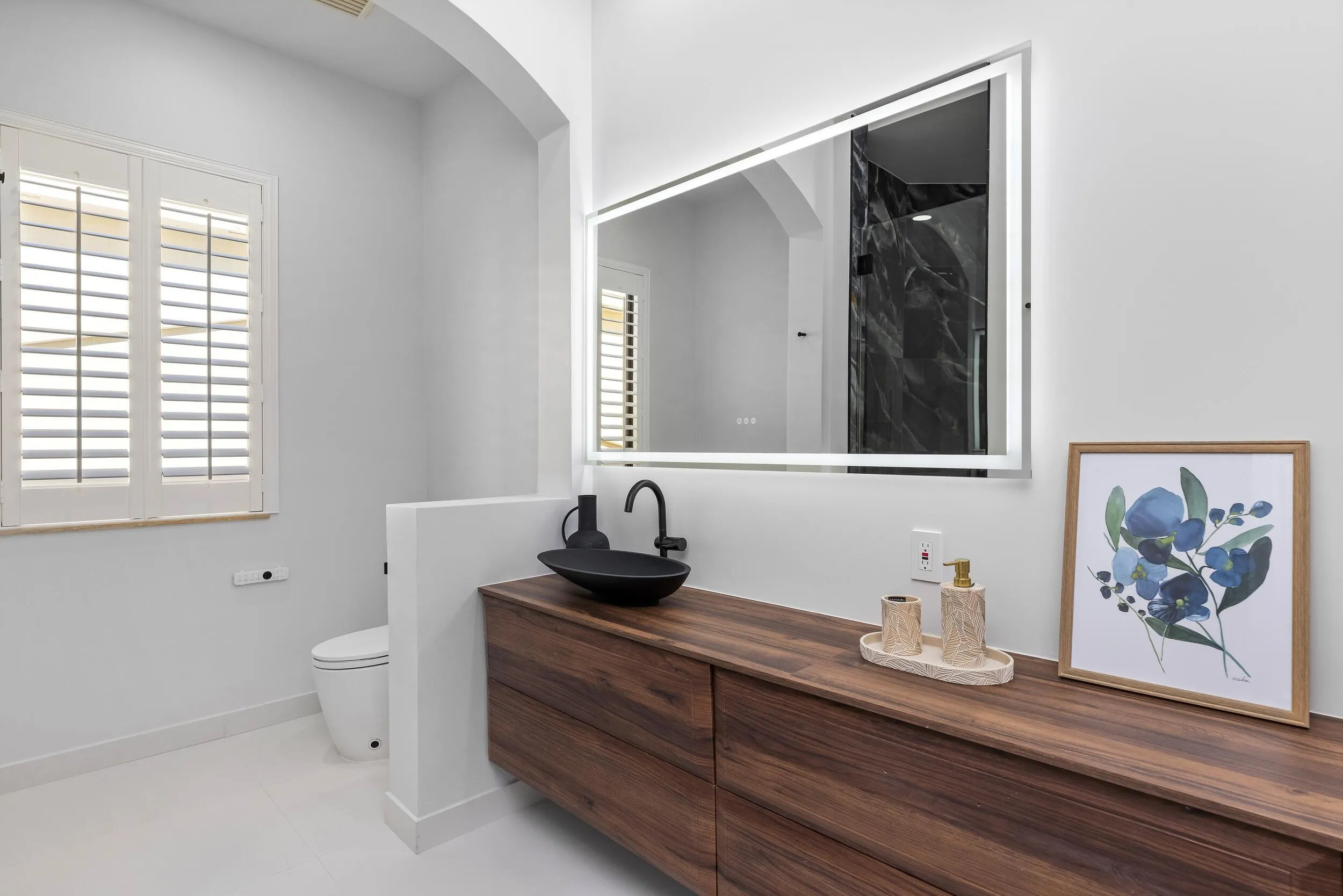 Bath 16