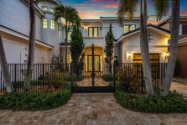 Front Twilight