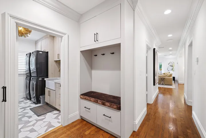 hall to​​‌​​​​‌​​‌‌​‌‌​​​‌‌​‌​‌​‌​​​‌​​ bathroom/laundry