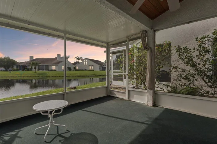 Lakeside, Screened Porch