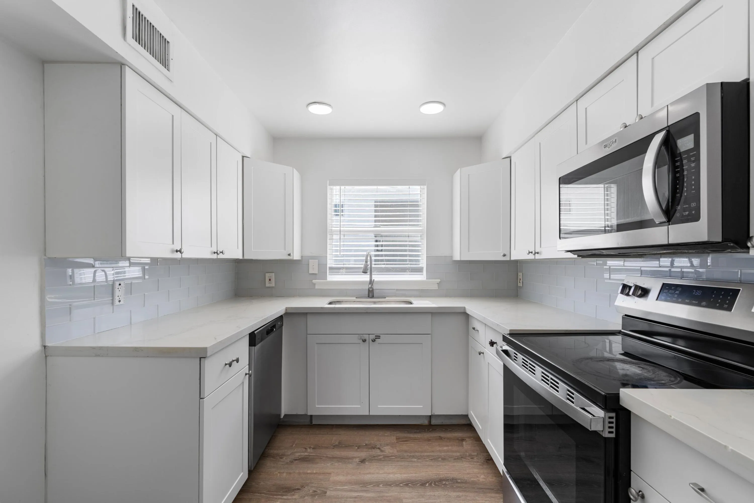 526 38th Street West