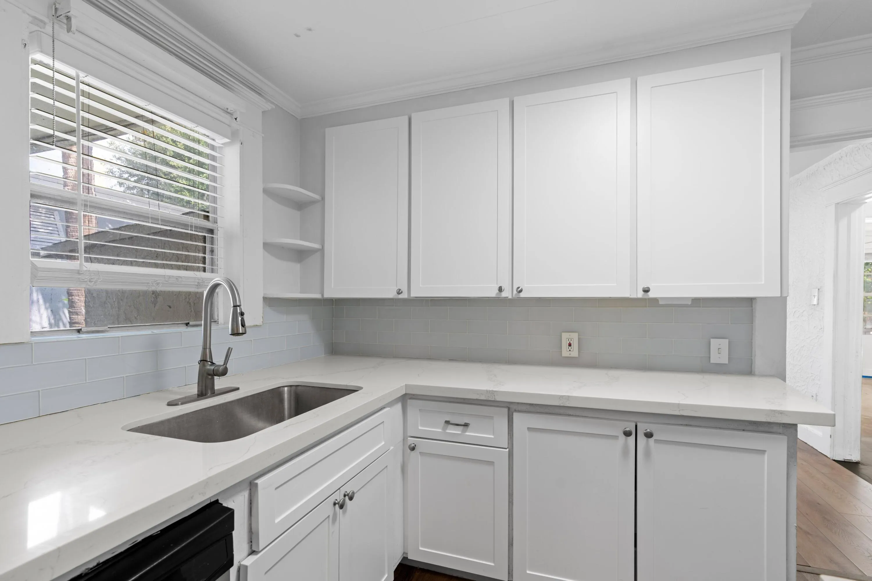 526 38th Street West