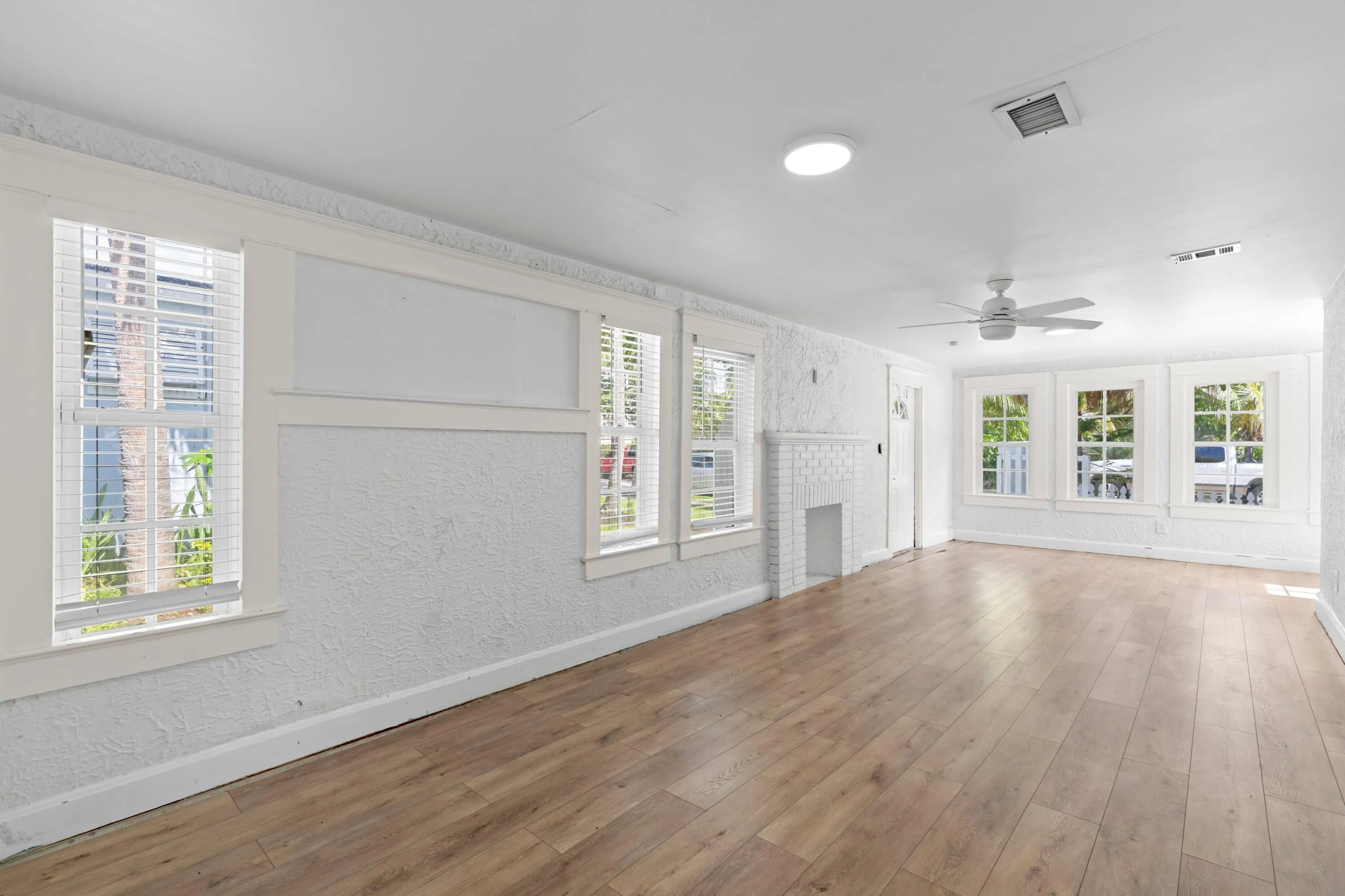 526 38th Street West