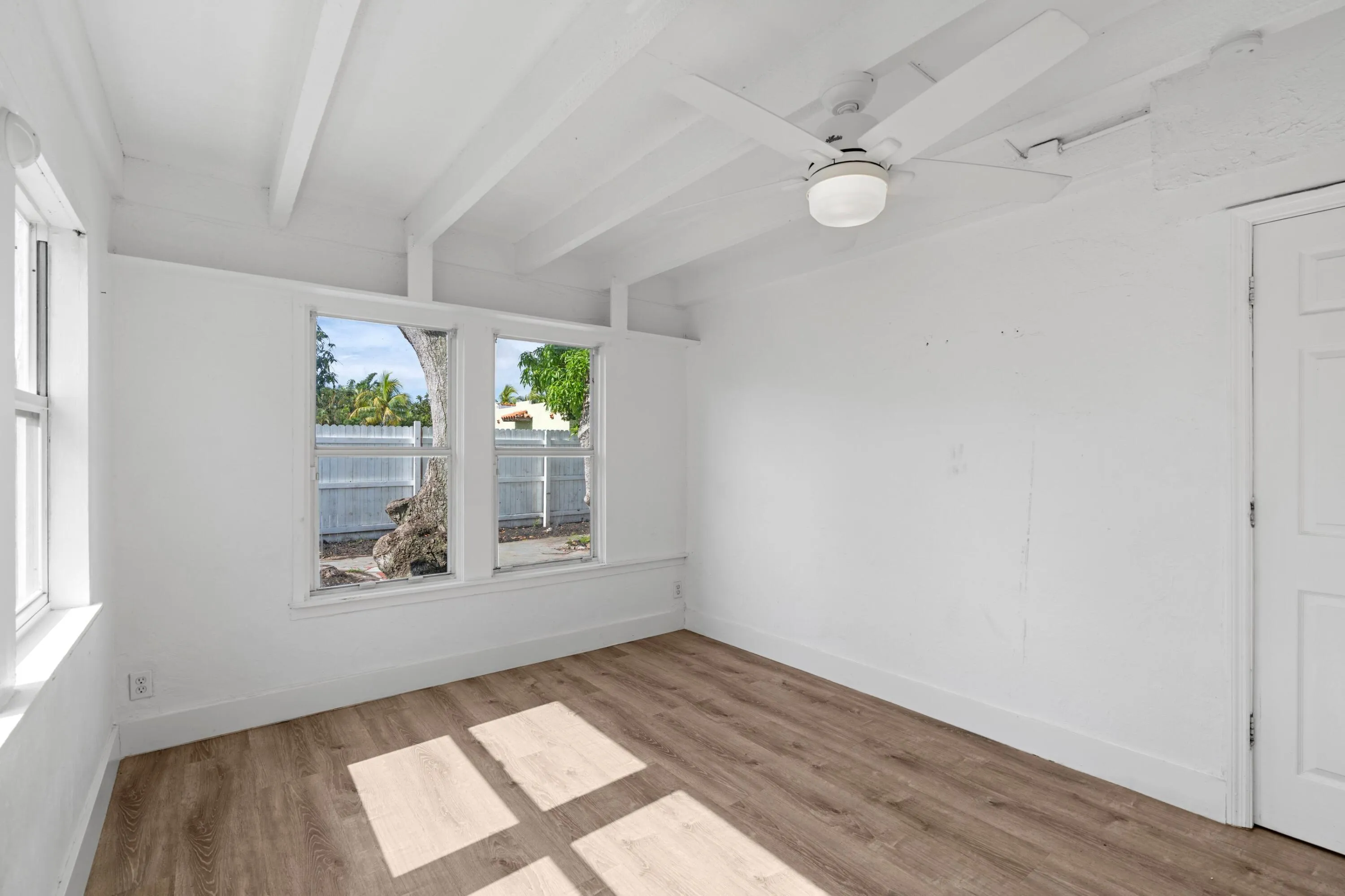 526 38th Street West