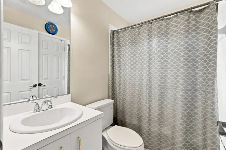 19_bathroom