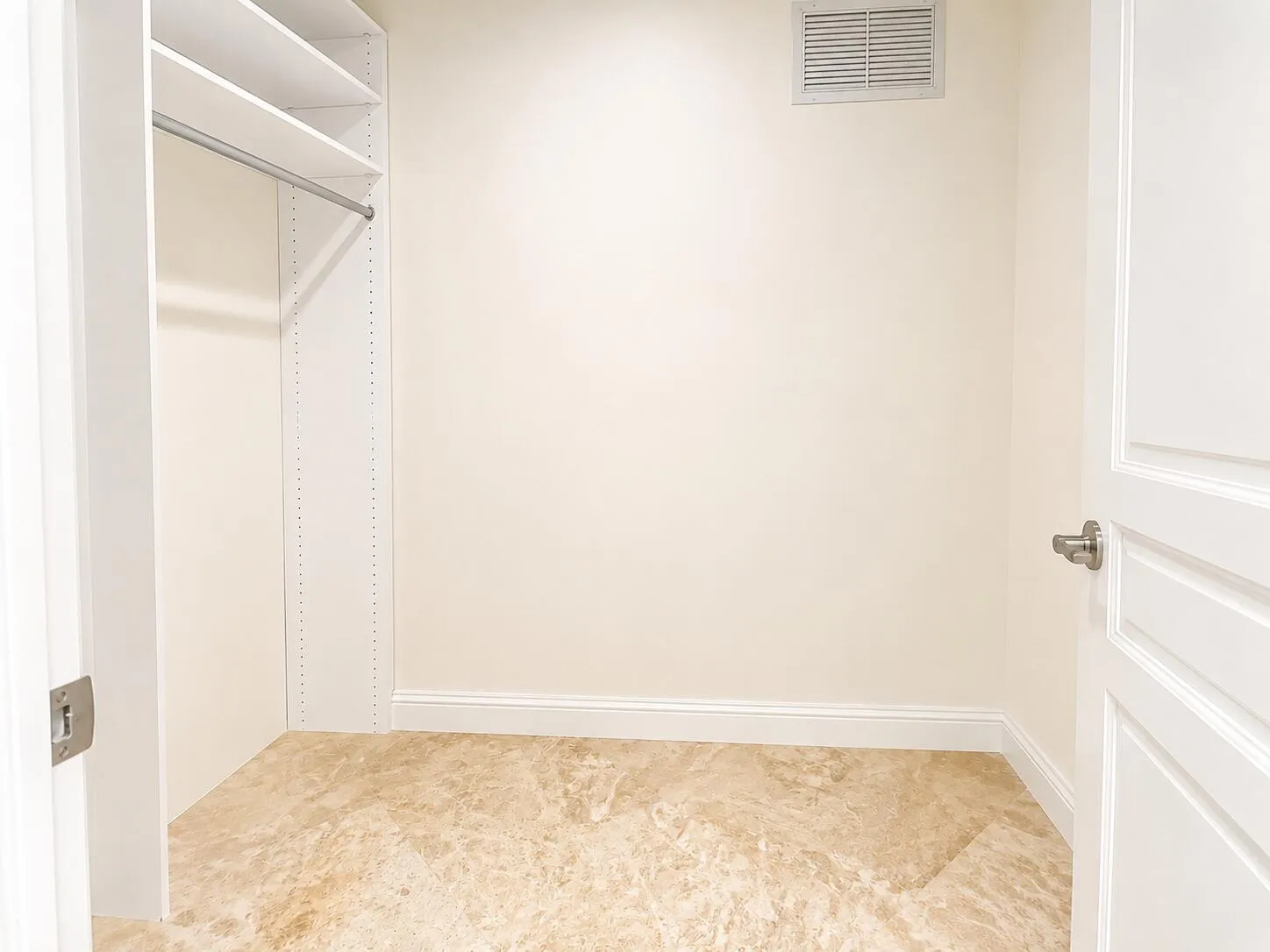 1450 Guest Bedroom 1 Closet