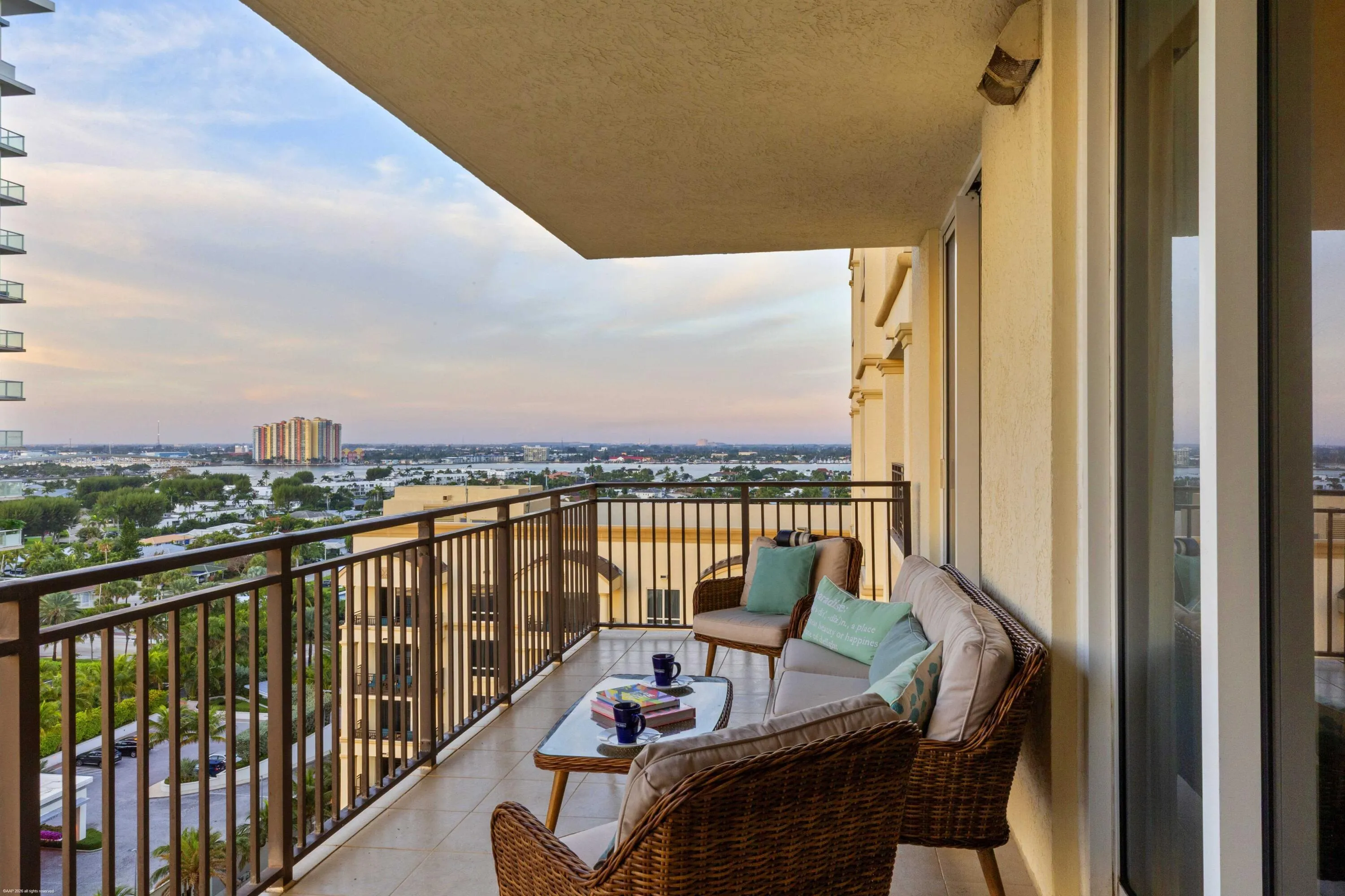 3800 N Ocean Dr 1450 023