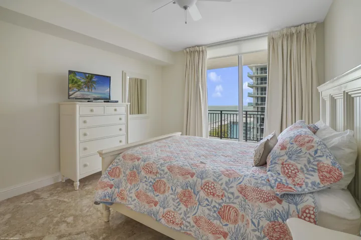 3800 N Ocean Dr Apt 1450 028