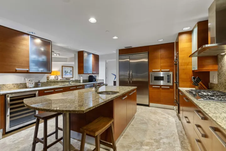 3800 N Ocean Dr 1450 008