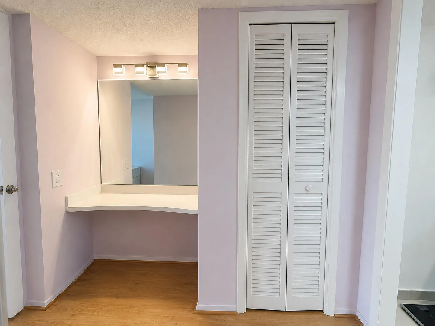 Vanity and Linen Closed inside the Bedroom