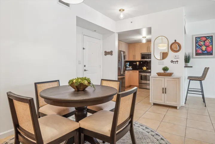 Dining/Kitchen