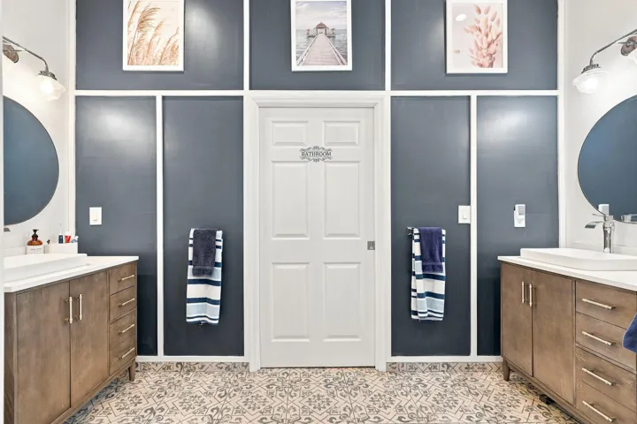 20_primary bathroom