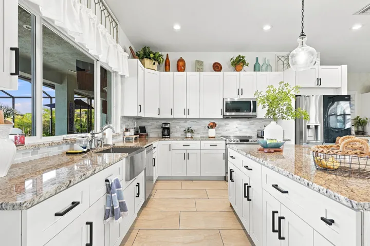 12_kitchen