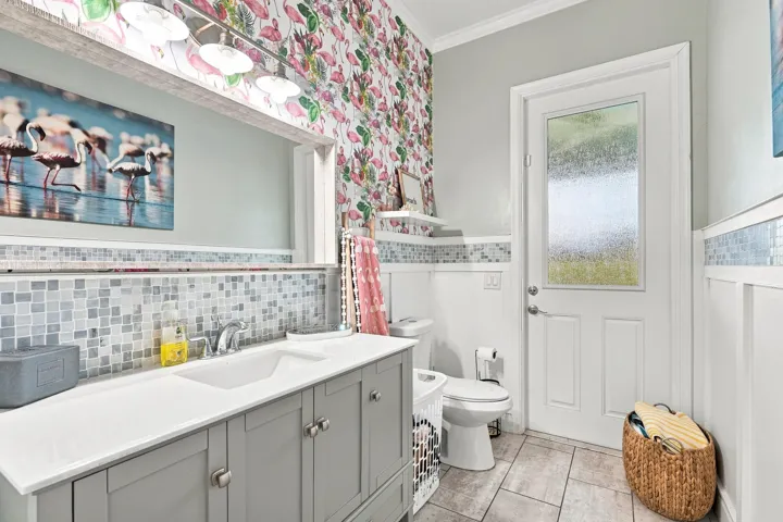 27_bathroom