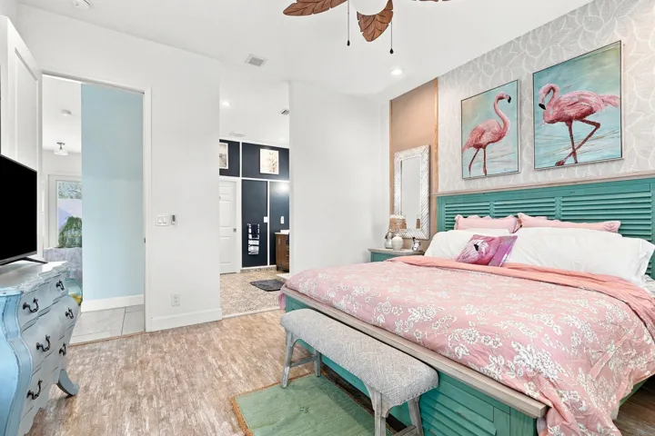 16_primary bedroom