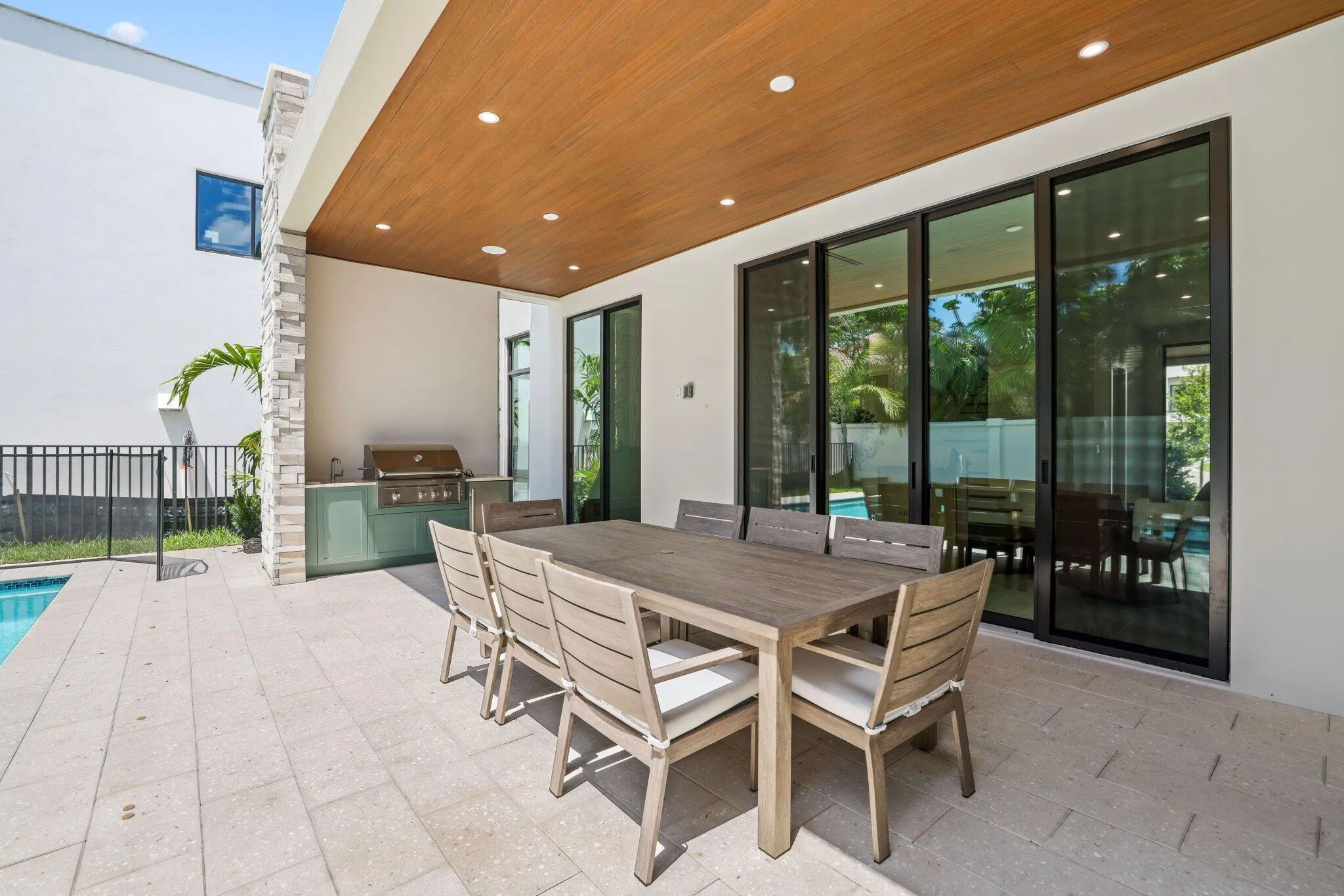 Property photo 33