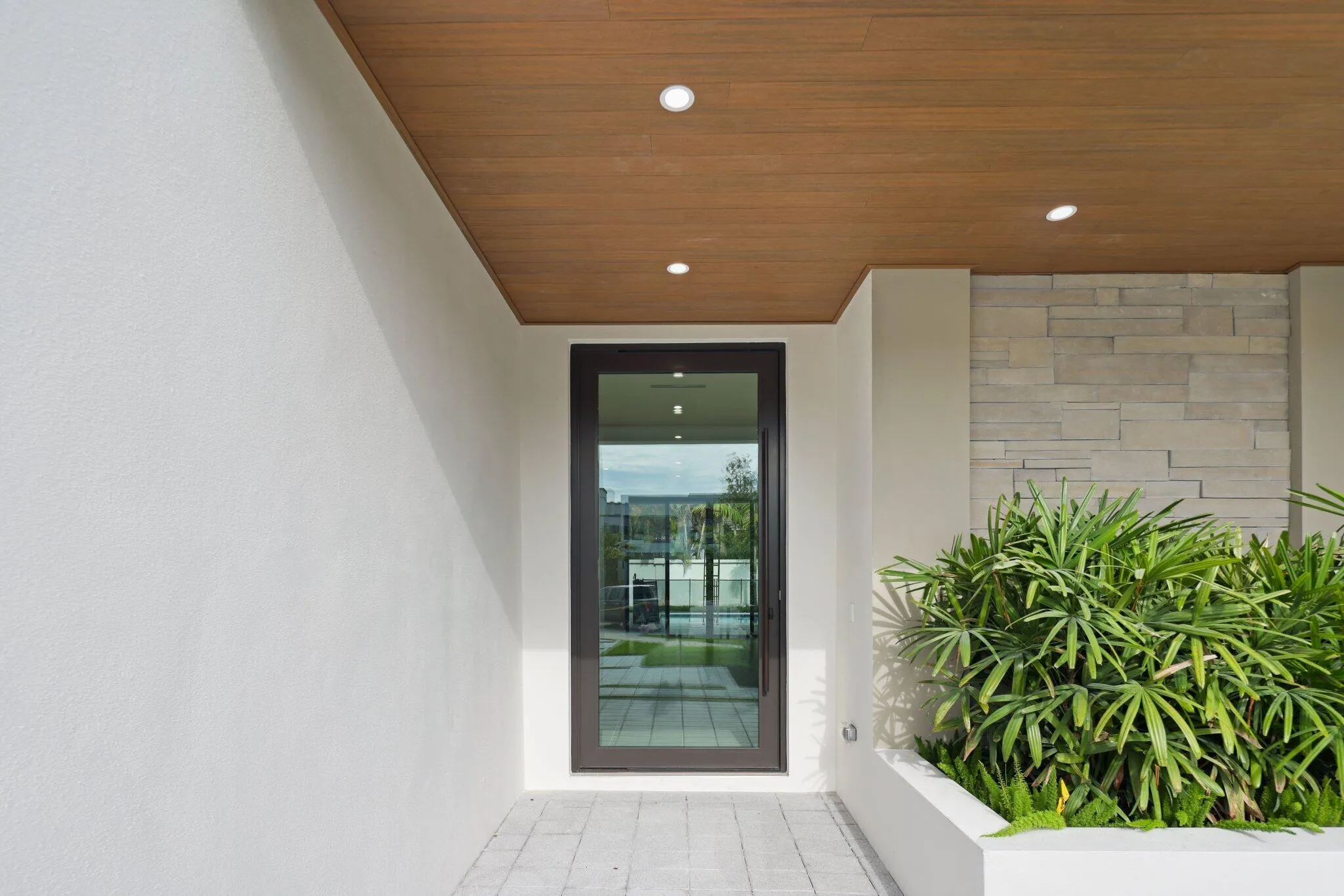 Aspen Model Exterior