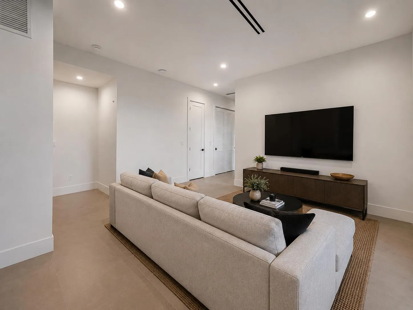 virtually staged aspen