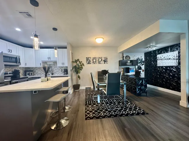Dining Room/ Kitchen